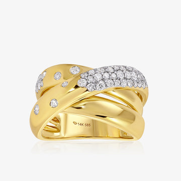 Anillo de oro y diamantes con triple cruz