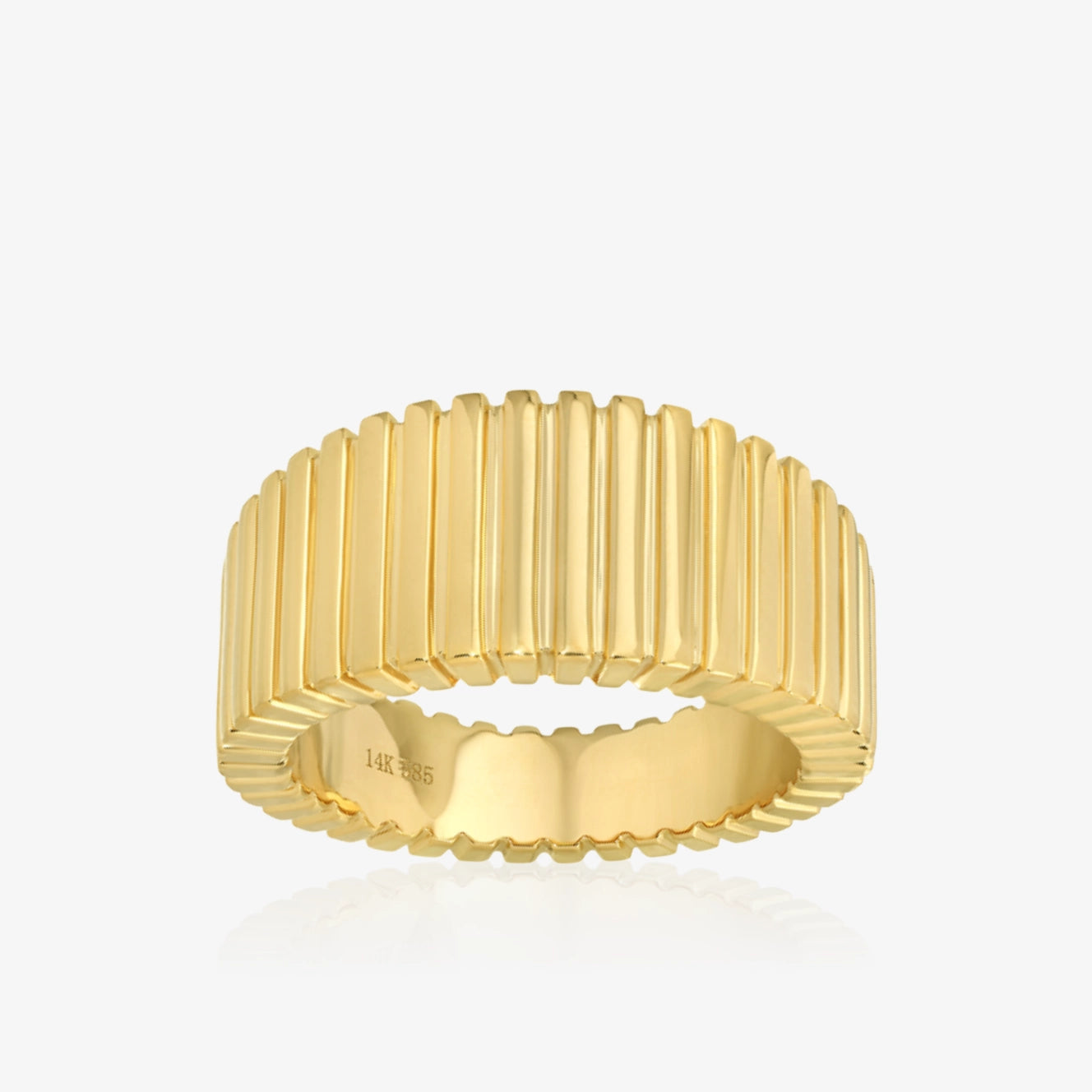 Anillo de oro rayado
