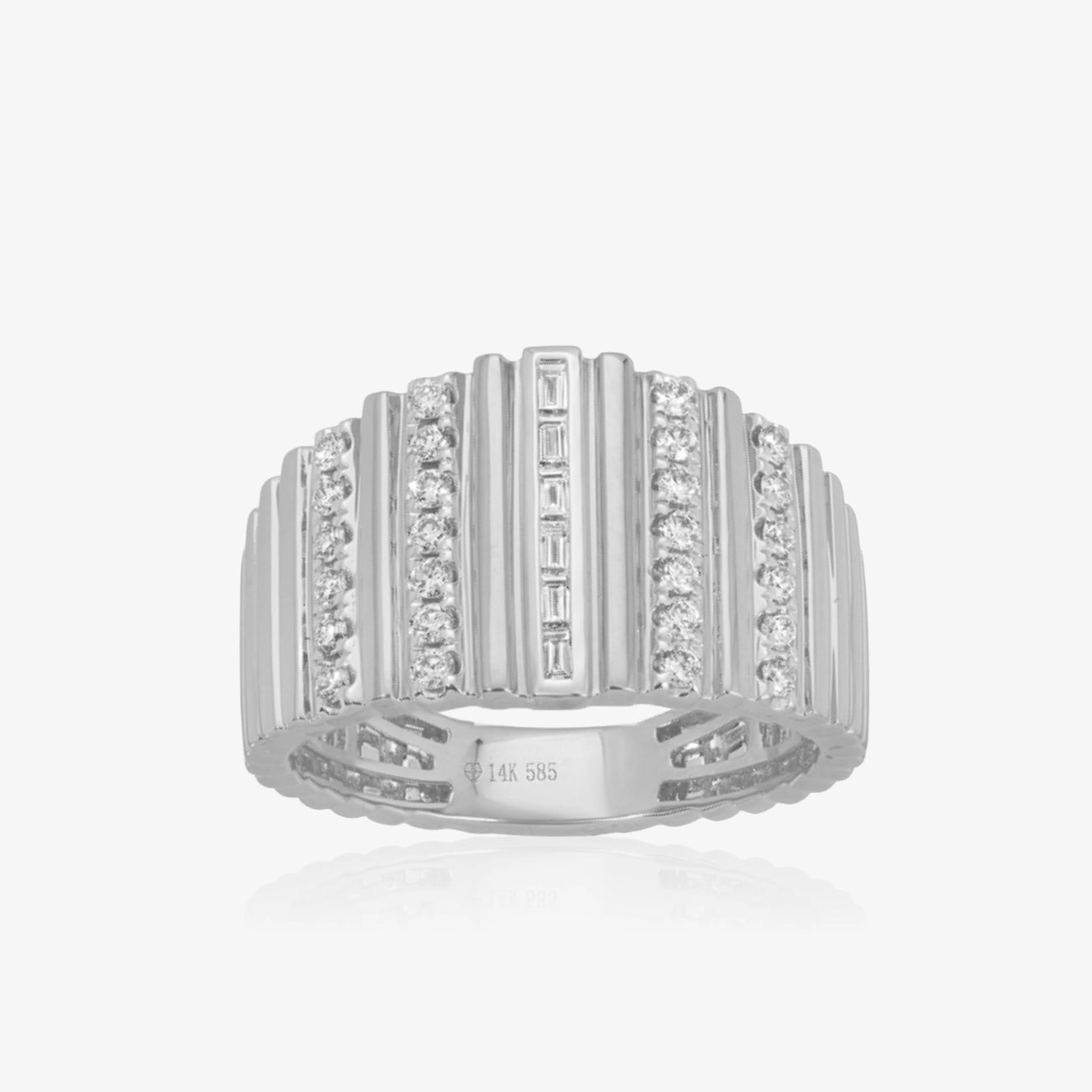 Anillo de rayas con cinco filas de diamantes