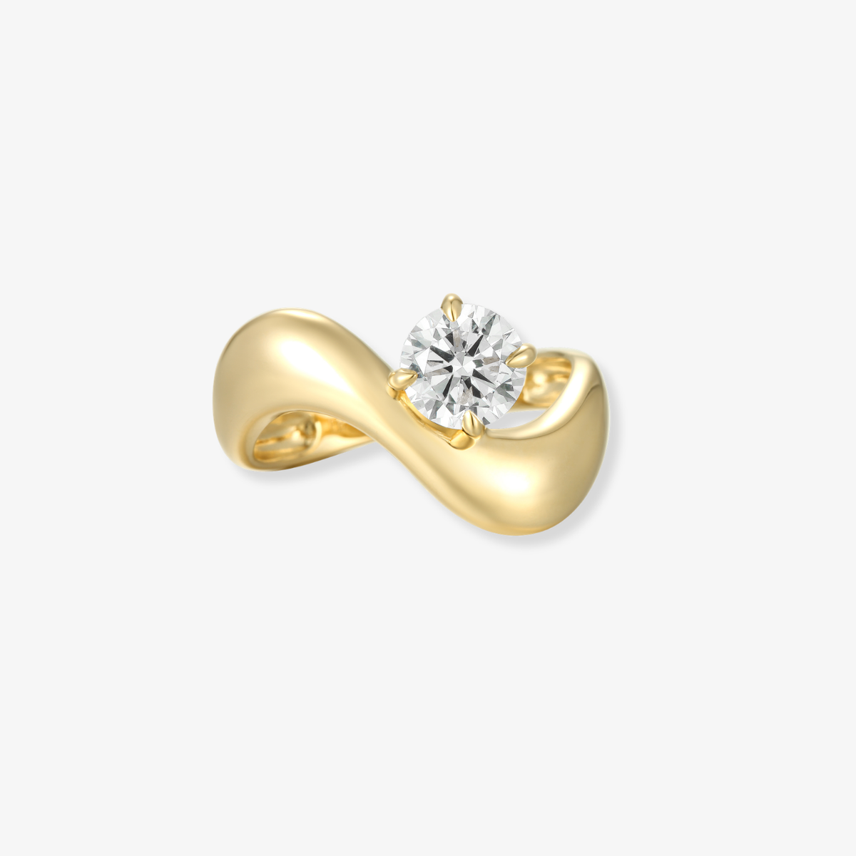 Wavy Diamond Ring Round